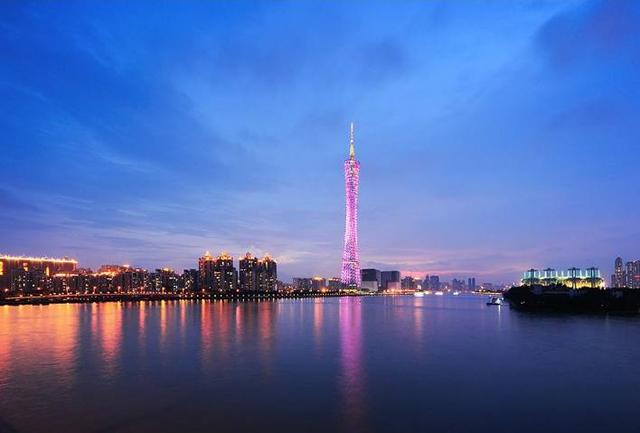 广东盛会，致敬领导，共话同胞情谊