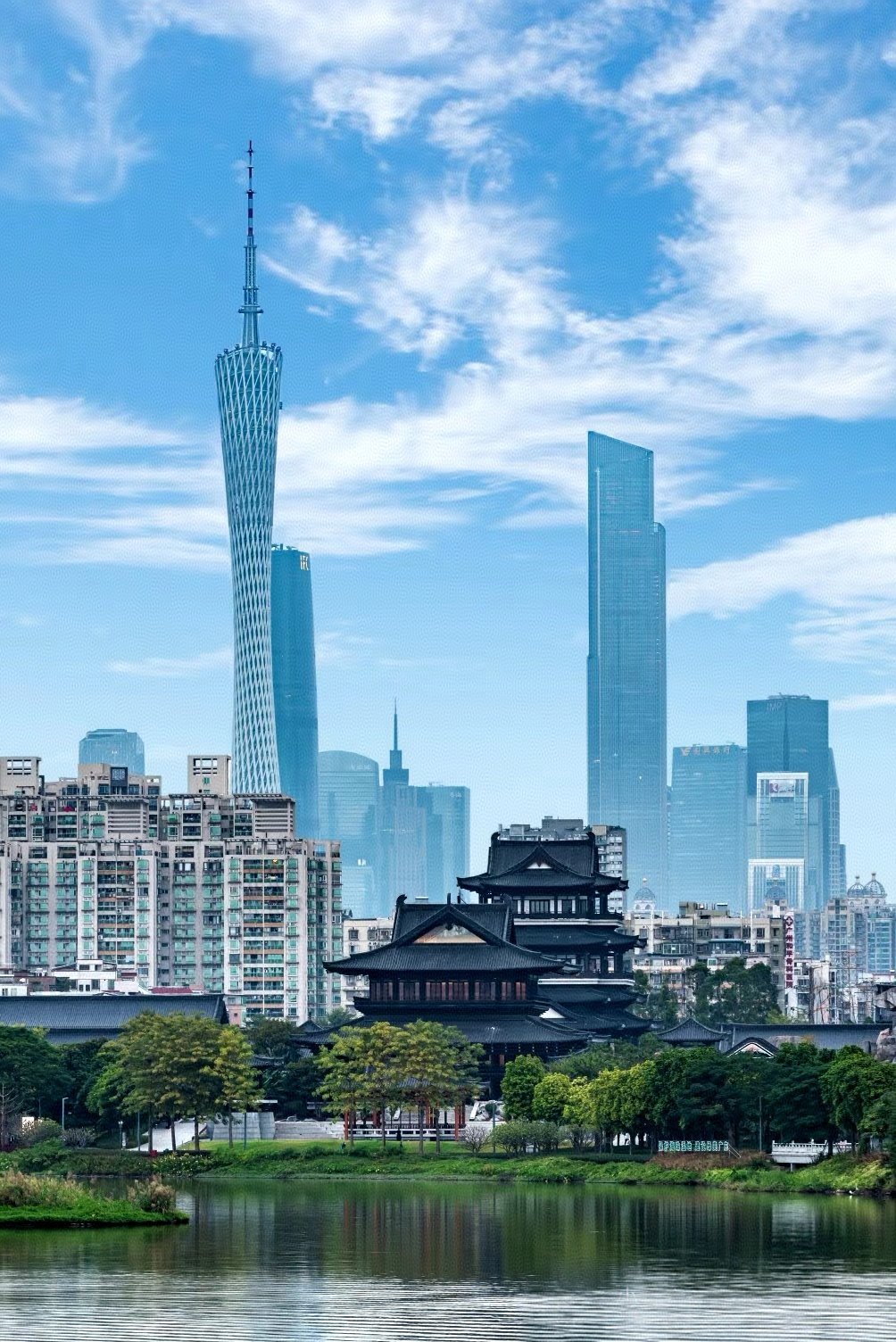 广东盛会,致敬领导,共话同胞情谊